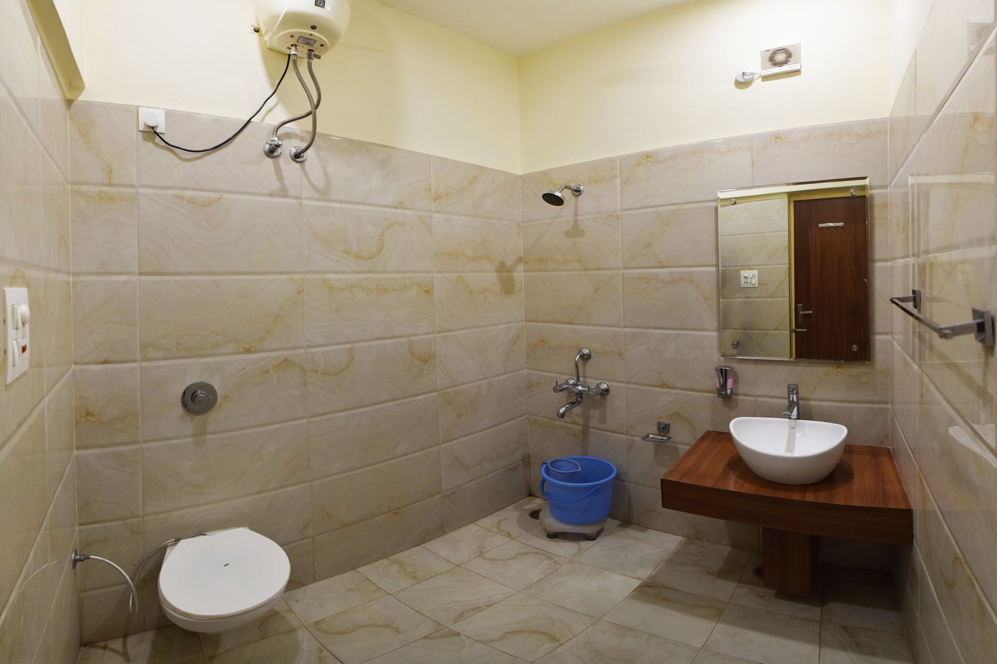 Hotel Palace Amritsar Exterior photo